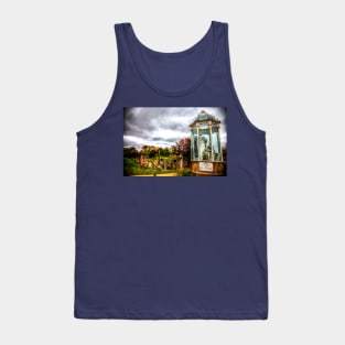 Martyrs Monument and Stirling Castle Graveyard Tank Top